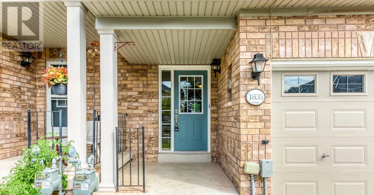 1835 Mccoy Avenue, Burlington, ON, L7L 7M1 - 3