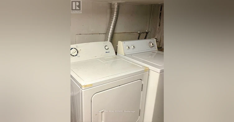 2ND FLOOR-88 Laughton Avenue, Toronto, ON, M6N 2W9 - 13