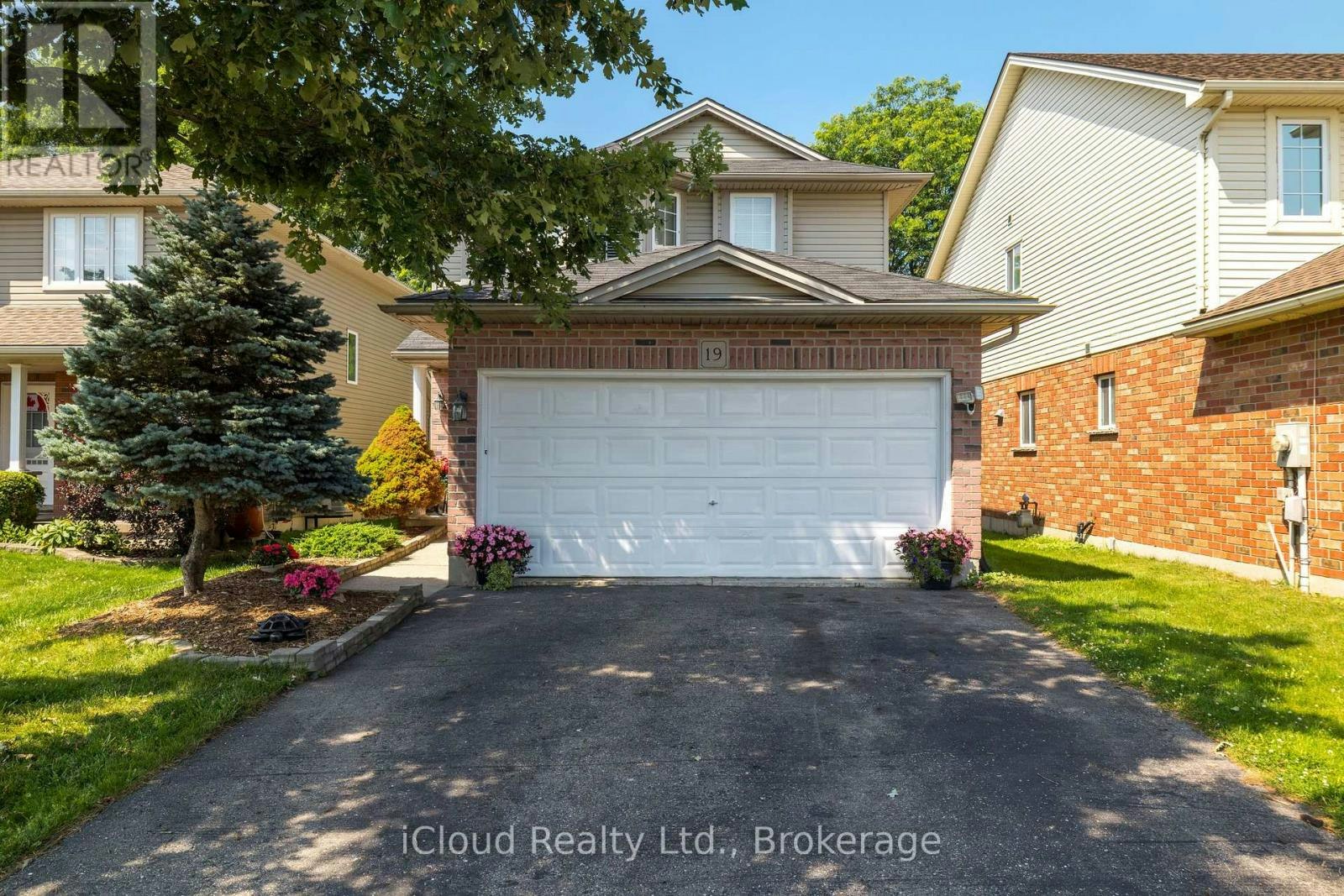 19 Crusoe Place, Ingersoll, ON, N5C 4G2