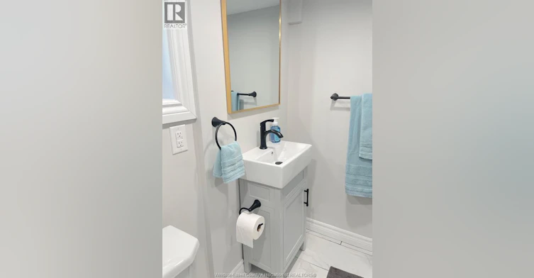 1677 Victoria Avenue, Windsor, ON, N8X 1P6 - 33