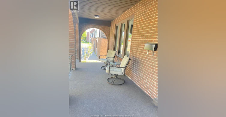 1677 Victoria Avenue, Windsor, ON, N8X 1P6 - 3