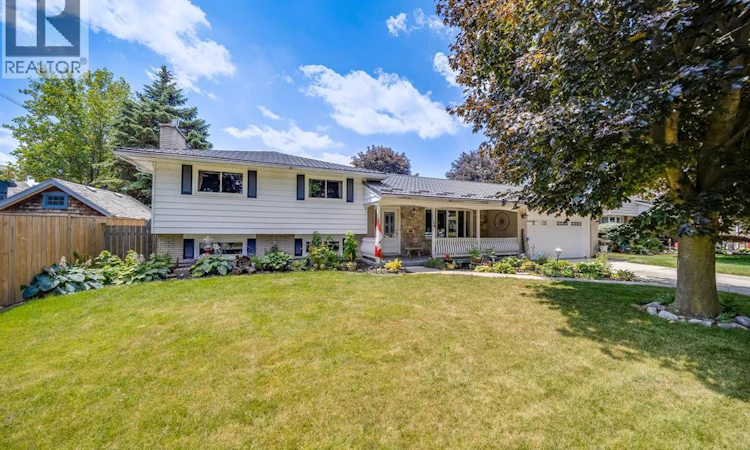 10 Phyllis Avenue