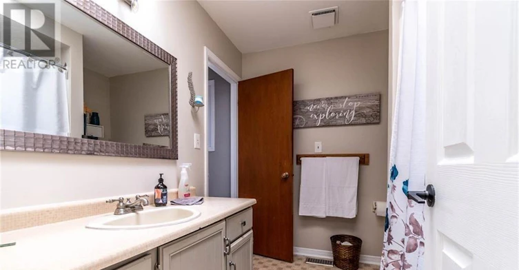 6285 Delta Drive, Niagara Falls, ON, L2H 2J7 - 9