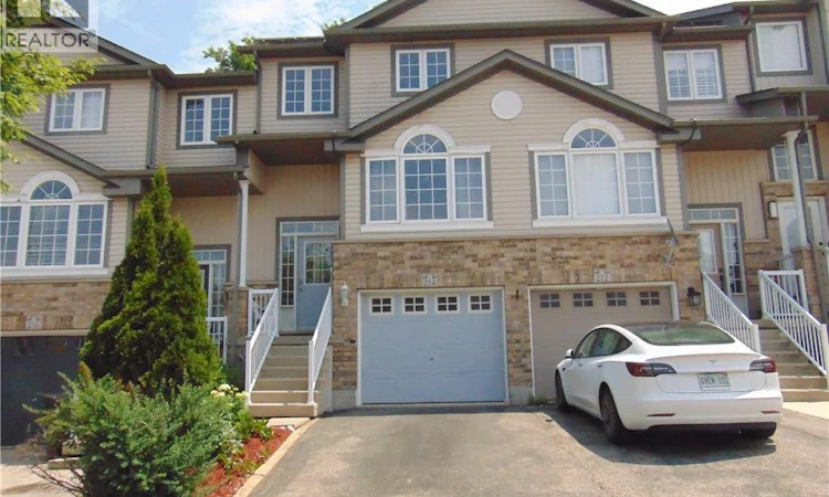 214 Snowdrop Crescent