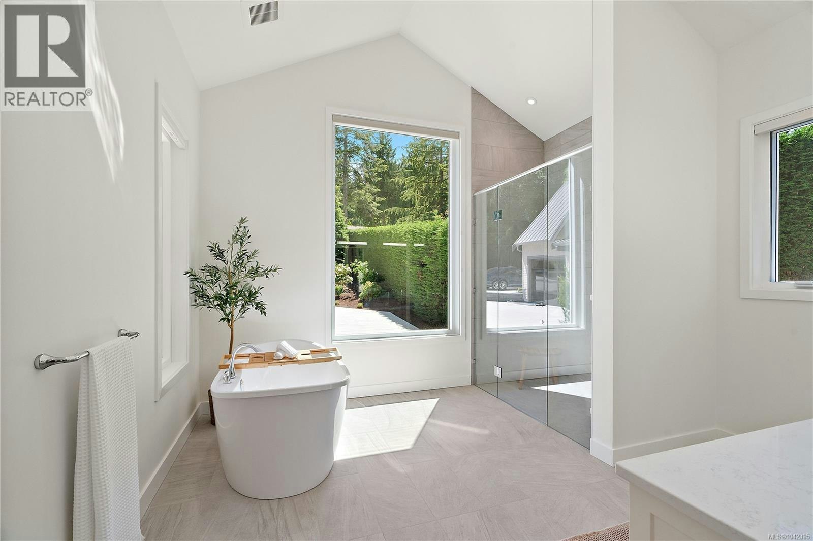 11665 Jupata Way, North Saanich, BC, V8L 5K1 - 25
