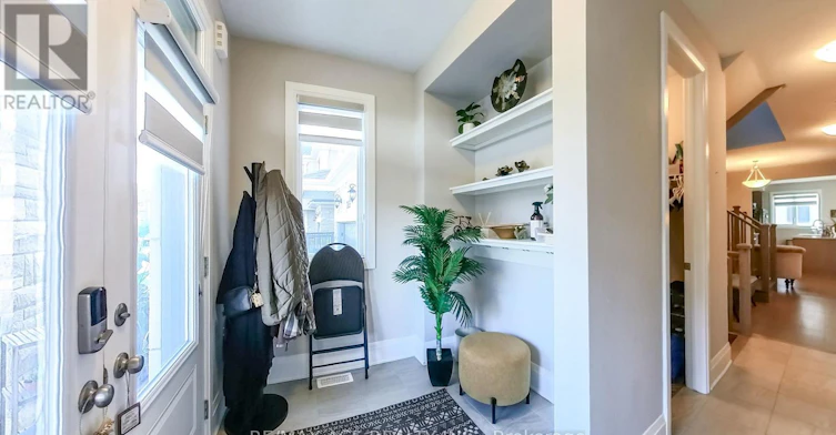 261 Marigold Court, Milton, ON, L9T 2X5 - 4