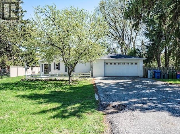 312 Coronado Drive, Tecumseh, ON, N8N 2E4 - 2