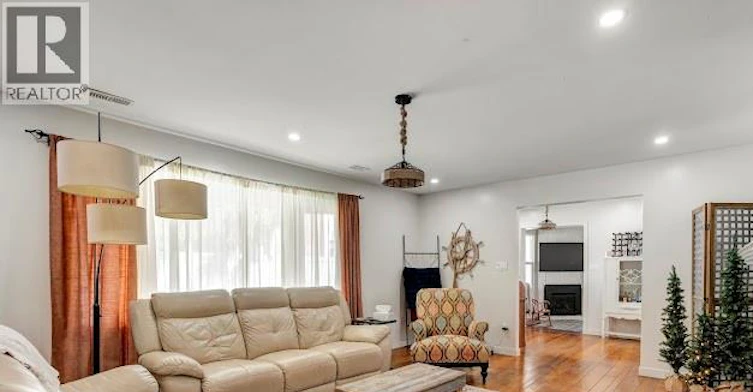 312 Coronado Drive, Tecumseh, ON, N8N 2E4 - 6