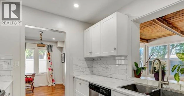 312 Coronado Drive, Tecumseh, ON, N8N 2E4 - 12
