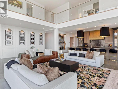 120 Sunset Boulevard - 3