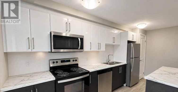 302-99 Church Street, St. Catharines, ON, L2R 3E1 - 2