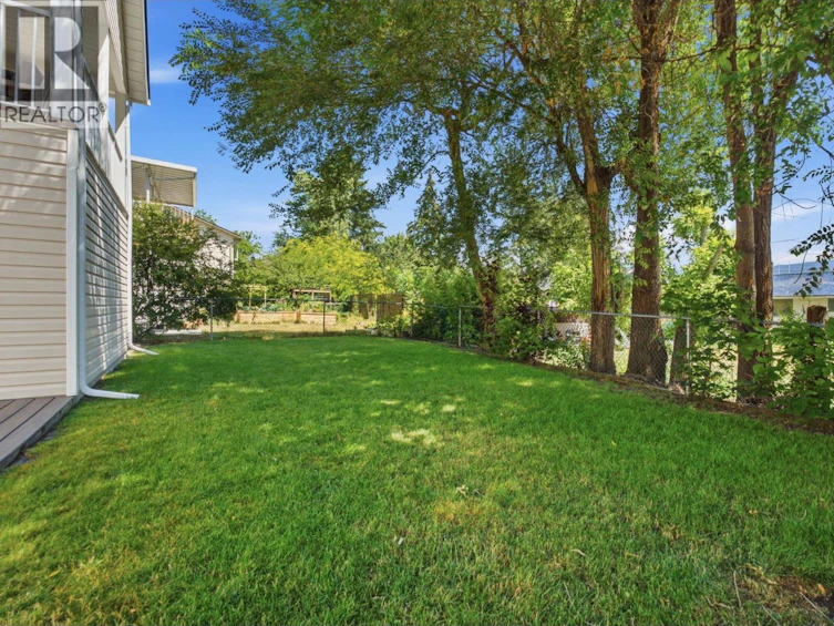1883 E Millard Court, Kelowna, BC, V1V 1R2 - 40