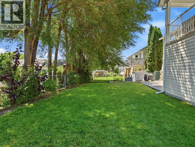 1883 E Millard Court, Kelowna, BC, V1V 1R2 - 43