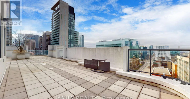 1502-801 Bay Street, Toronto, ON, M5S 1Y9 - 30