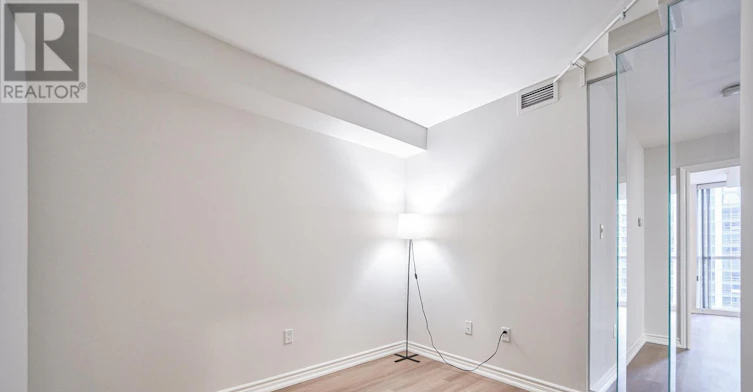 1502-801 Bay Street, Toronto, ON, M5S 1Y9 - 23
