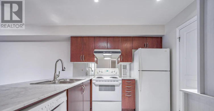 1502-801 Bay Street, Toronto, ON, M5S 1Y9 - 8