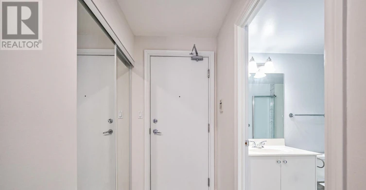 1502-801 Bay Street, Toronto, ON, M5S 1Y9 - 5