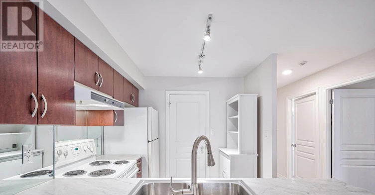 1502-801 Bay Street, Toronto, ON, M5S 1Y9 - 10