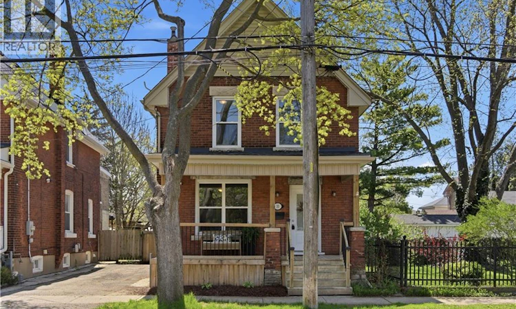 33 Richmond Street