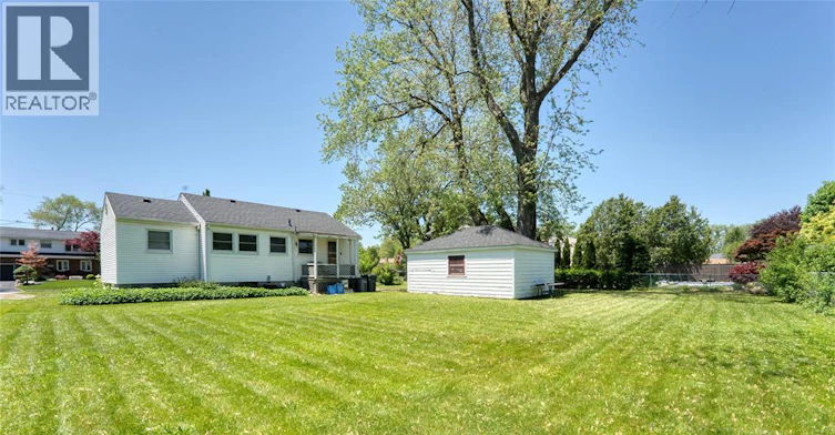 4062 Roseland Drive East, Windsor, ON, N9G 1Y4 - 32