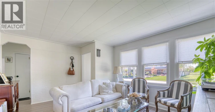 4062 Roseland Drive East, Windsor, ON, N9G 1Y4 - 8