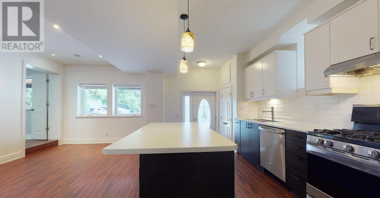 5-546 Eglinton Avenue E, Toronto, ON, M4P 1N9 - 14