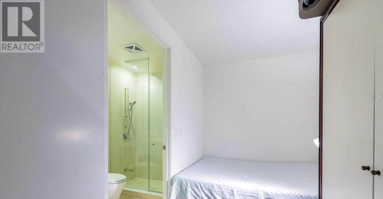 1708-1 Bloor Street E, Toronto, ON, M4W 0A8 - 20