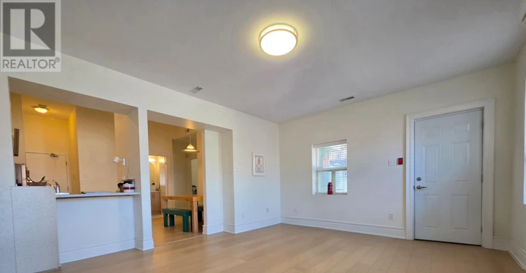 3/MAIN-11 Beaconsfield Avenue, Toronto, ON, M6J 3J1 - 2