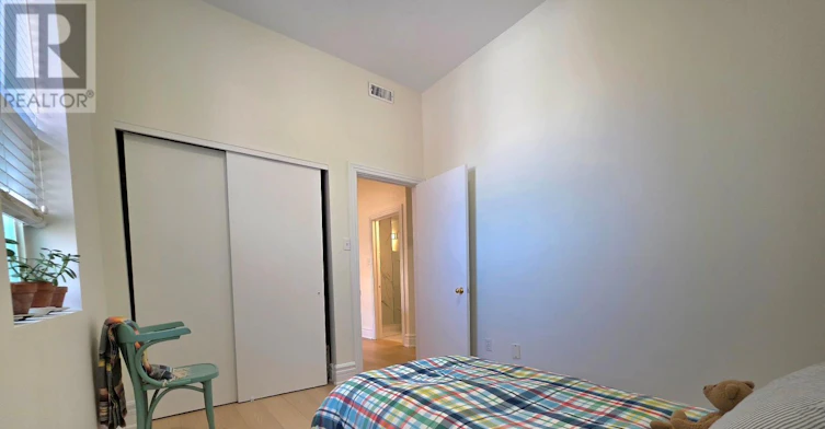 3/MAIN-11 Beaconsfield Avenue, Toronto, ON, M6J 3J1 - 16