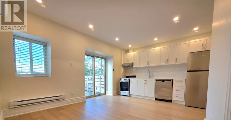 5/-2ND Floor 11 Beaconsfield Avenue, Toronto, ON, M6J 3J1 - 2