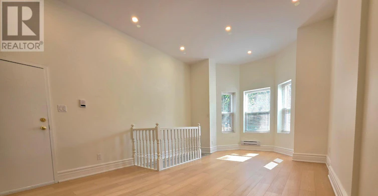 2/MAIN & BSMNT-11 Beaconsfield Avenue, Toronto, ON, M6J 3J1 - 14