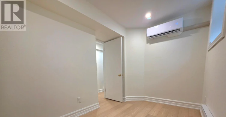 2/MAIN & BSMNT-11 Beaconsfield Avenue, Toronto, ON, M6J 3J1 - 19