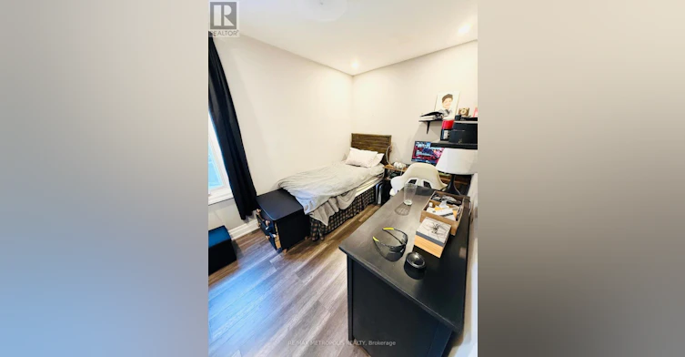 MAIN & UPPER-383 Coxwell Avenue, Toronto, ON, M4L 3B8 - 26