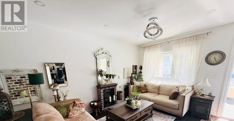 MAIN & UPPER-383 Coxwell Avenue, Toronto, ON, M4L 3B8 - 11