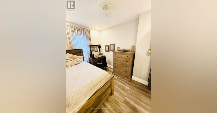 MAIN & UPPER-383 Coxwell Avenue, Toronto, ON, M4L 3B8 - 22