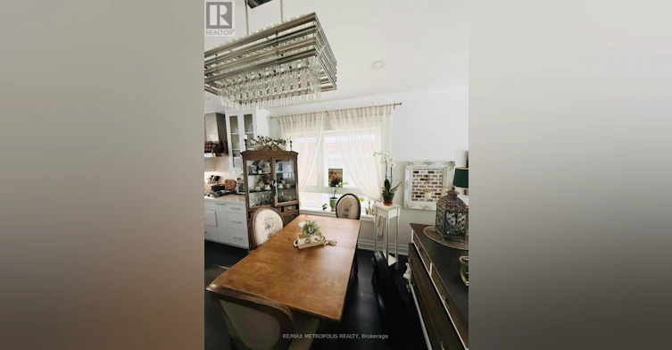 MAIN & UPPER-383 Coxwell Avenue, Toronto, ON, M4L 3B8 - 8