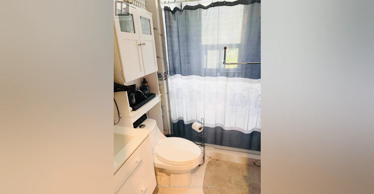 MAIN & UPPER-383 Coxwell Avenue, Toronto, ON, M4L 3B8 - 20