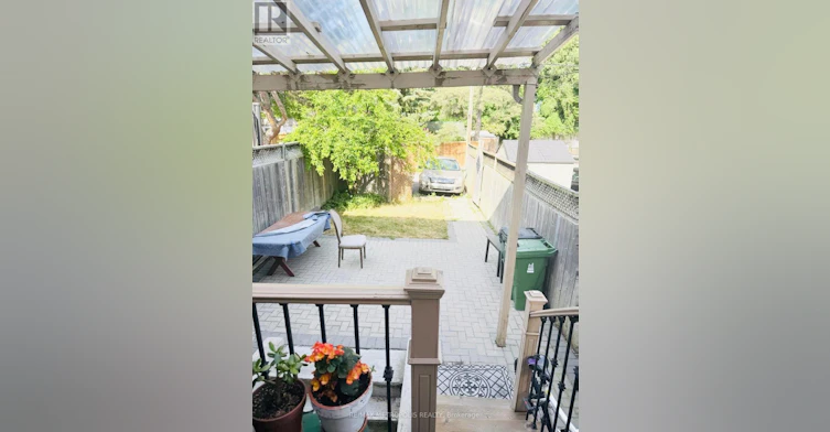 MAIN & UPPER-383 Coxwell Avenue, Toronto, ON, M4L 3B8 - 36
