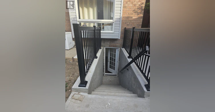 BASEMENT-6 Chestermere Crescent, Brampton, ON, L7A 2A4