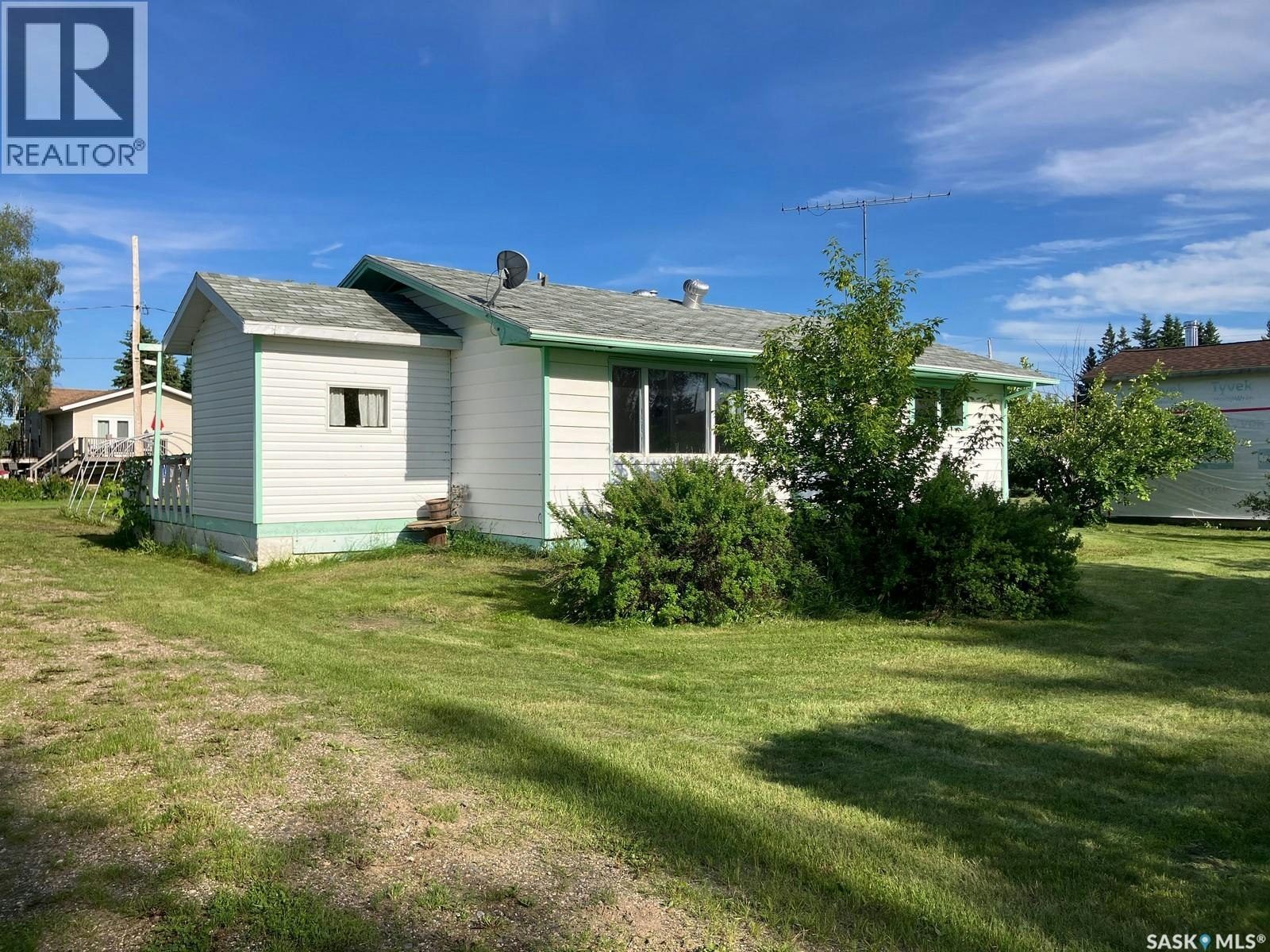 113 1st Street W, Smeaton, SK, S0J 2J0
