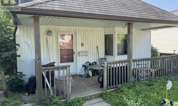 6 Ashdale Avenue