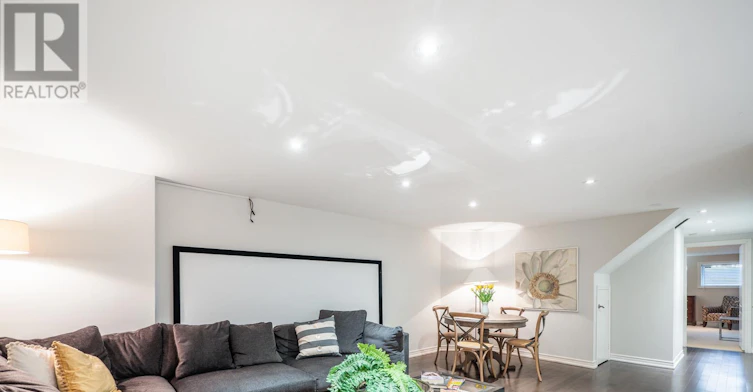 LOWER-122 Boardwalk Drive, Toronto, ON, M4L 3X4 - 21