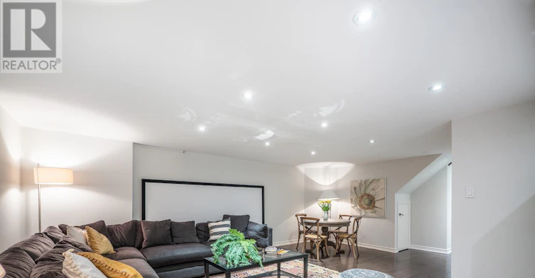LOWER-122 Boardwalk Drive, Toronto, ON, M4L 3X4 - 19