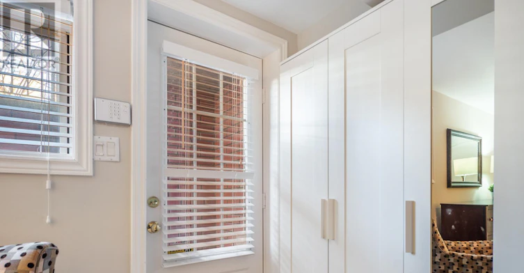 LOWER-122 Boardwalk Drive, Toronto, ON, M4L 3X4 - 3