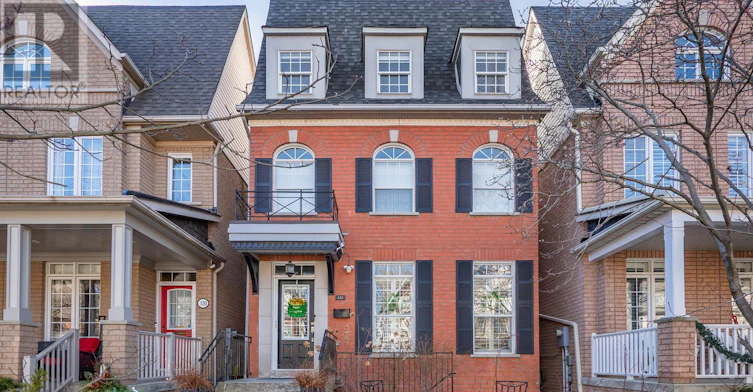 LOWER-122 Boardwalk Drive, Toronto, ON, M4L 3X4