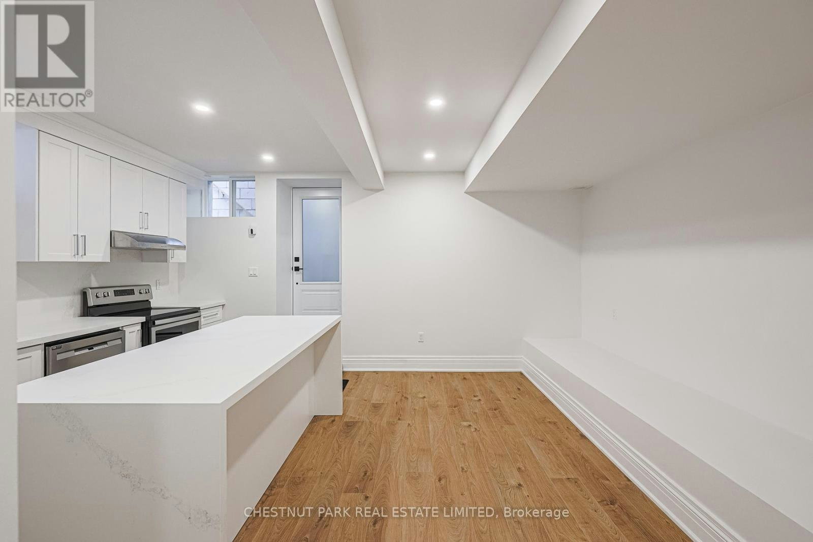 LOWER-253 Pape Avenue, Toronto, ON, M4M 2W4 - 5