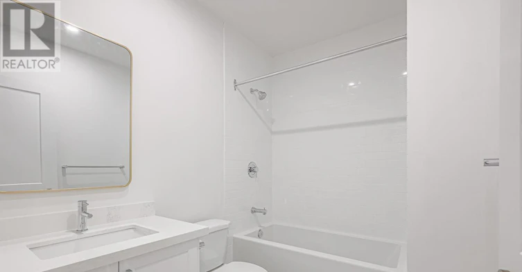 LOWER-253 Pape Avenue, Toronto, ON, M4M 2W4 - 11