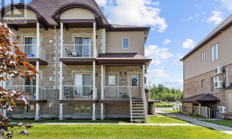 3-185 Bourdeau Boulevard