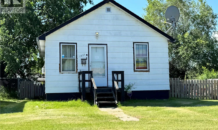 1951 14th Street W