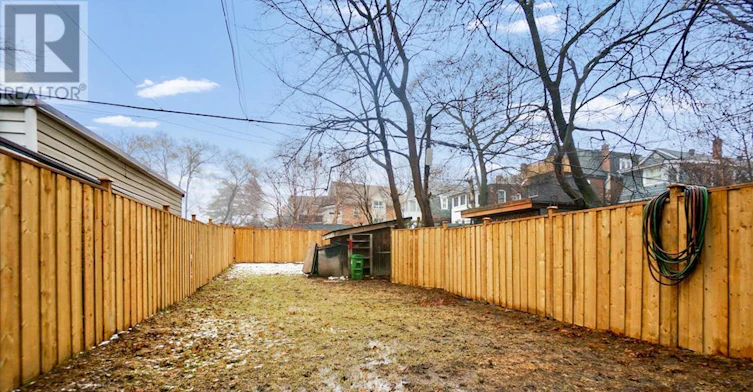 3-731 Indian Road, Toronto, ON, M6P 2C9 - 10